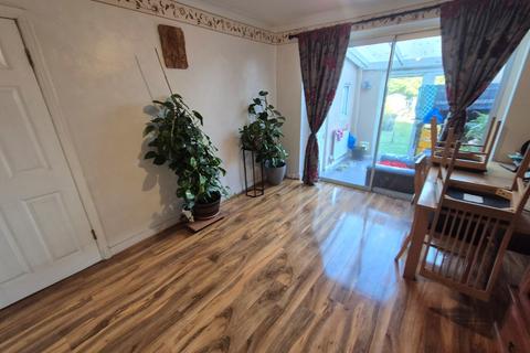 undefined, Richmond Hill, Luton, Bedfordshire, LU2 7JQ