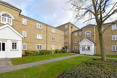 Edith Cavell Way, London, SE18