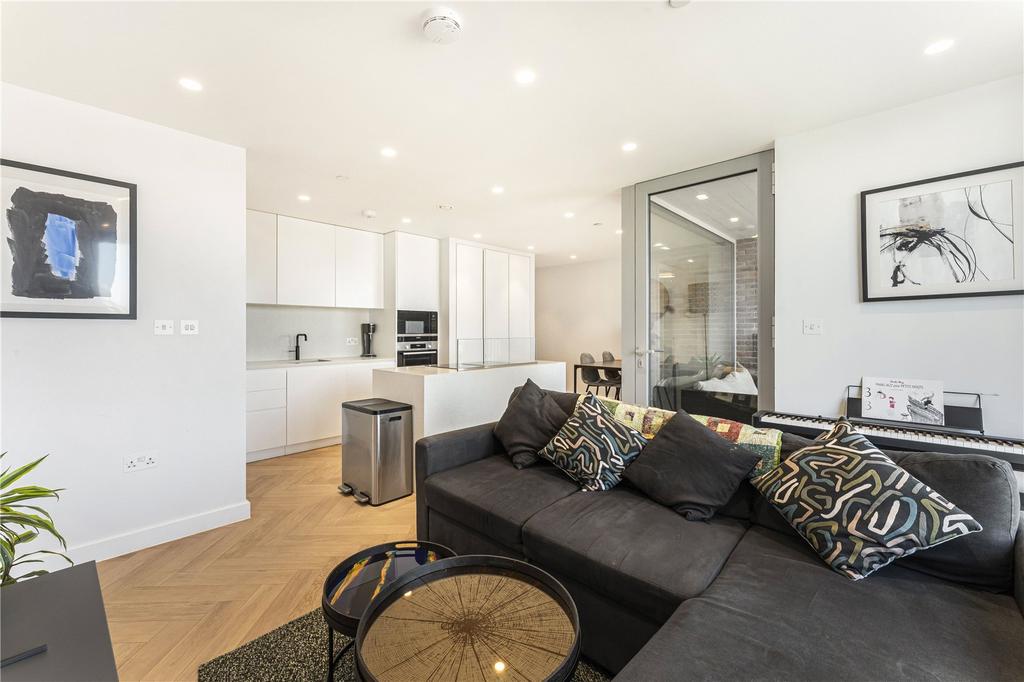 Reception/Kitchen