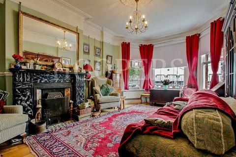 3 bedroom semi-detached house for sale, Prout Grove, London, NW10