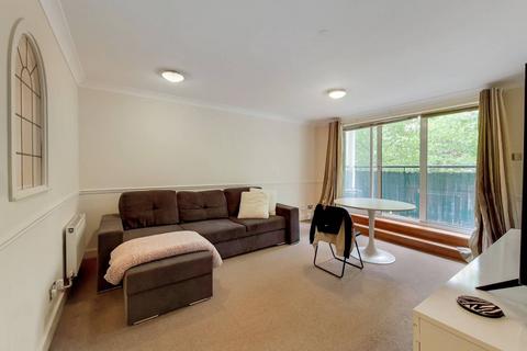 1 bedroom flat for sale, Susan Constant Court, Canary Wharf, London, E14