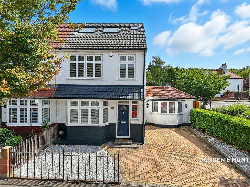 Roding Avenue, Woodford Green IG8 4 bed semi-detached house for sale ...