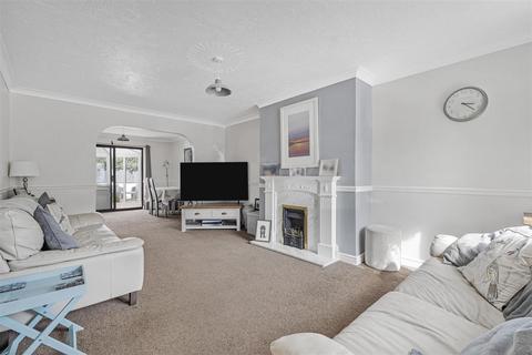 undefined, Kingsley Meade, Newquay TR8