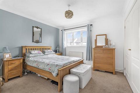 undefined, Kingsley Meade, Newquay TR8