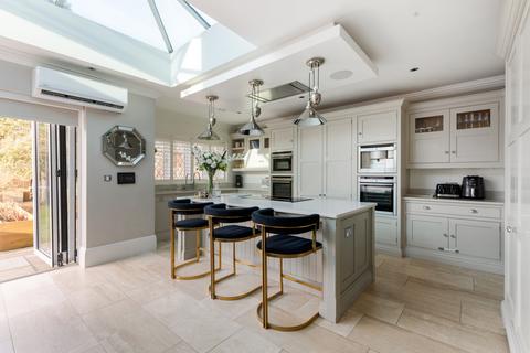 61 The Crescent, Cheam, Sutton, SM2 7BT