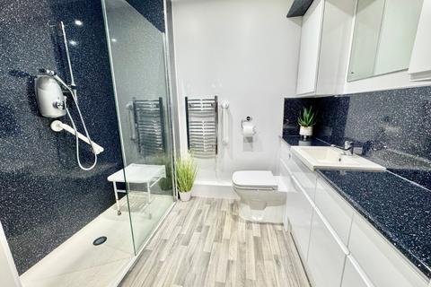 2 bedroom bungalow for sale, Yew Tree Drive, Cheshire CW5