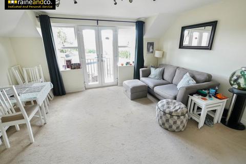 2 bedroom maisonette for sale, Cornerfield, Hatfield