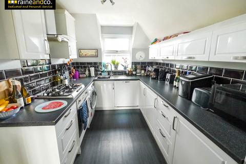 undefined, Cornerfield, Hatfield