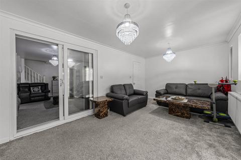 undefined, Valens Close, Milton Keynes MK8