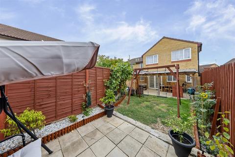undefined, Valens Close, Milton Keynes MK8