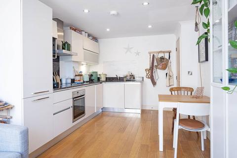 2 bedroom flat for sale, Trinity Mews, Stepney, London, E1