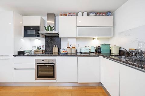 Flat 11, 6 Trinity Mews, London, E1 3BT