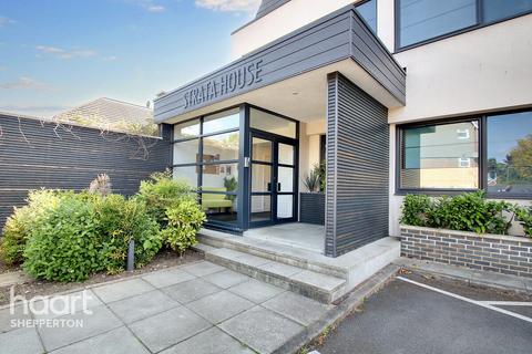 undefined, Batavia Road, Sunbury-On-Thames
