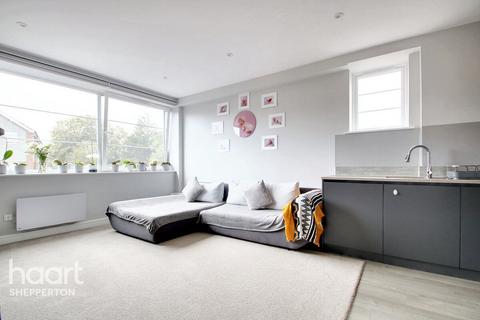 1 bedroom apartment for sale, Batavia Road, Sunbury-On-Thames