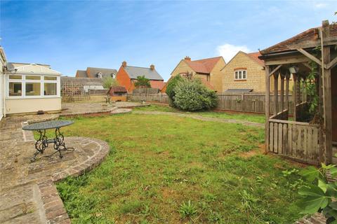 10 bedroom detached house for sale, Deanshanger Road, Old Stratford, Milton Keynes