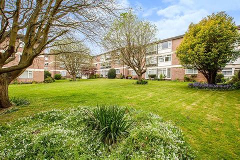 Tonbridge Road, Kent ME16