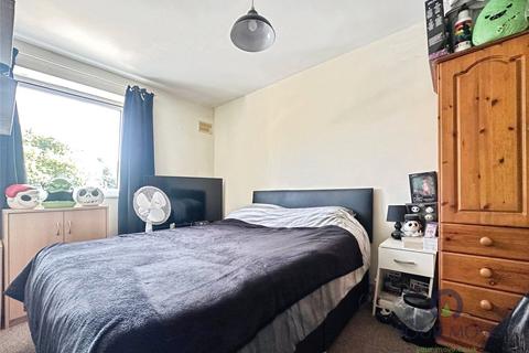 2 bedroom flat for sale, Tonbridge Road, Kent ME16