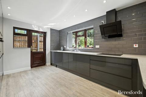 4 bedroom detached house for sale, Paget Drive, Billericay, CM12