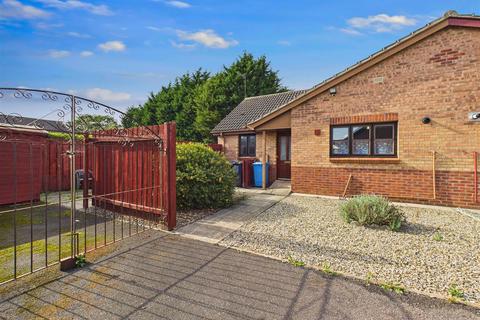 2 bedroom semi-detached bungalow for sale, Oribi Close, Kingston Upon Hull