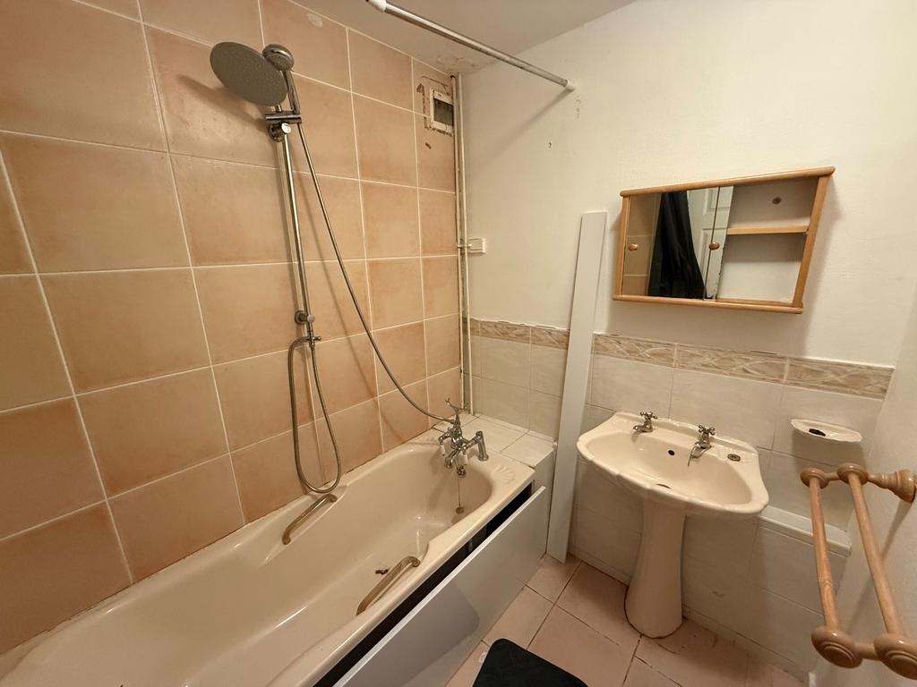 6 T202509041200.jpg
