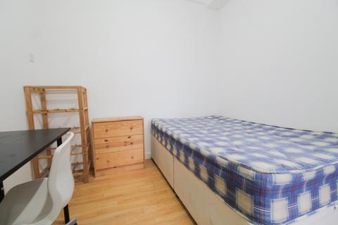 1 bedroom house to rent, King Street, Pontypridd CF37