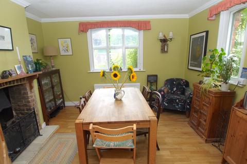3 bedroom semi-detached house for sale, The Green, Leigh, TN11