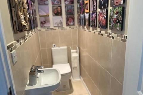6 Bradbrook Drive, Longfield, DA3 7BF