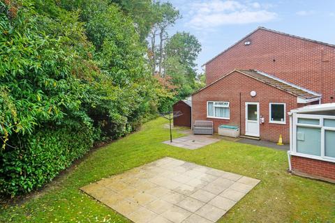 2 bedroom apartment for sale, Langtons Meadow, Farnham Common  SL2