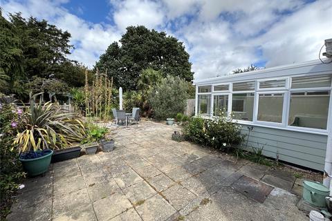 2 bedroom bungalow for sale, Holland Road, Little Clacton, Clacton-on-Sea
