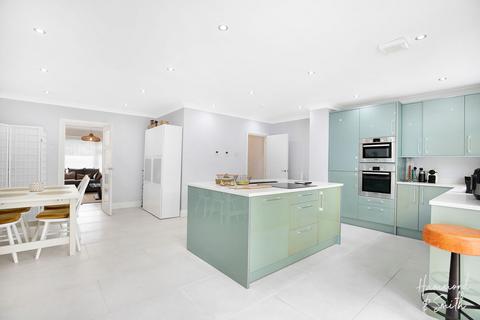 19a Church Hill, Epping, CM16 4RA