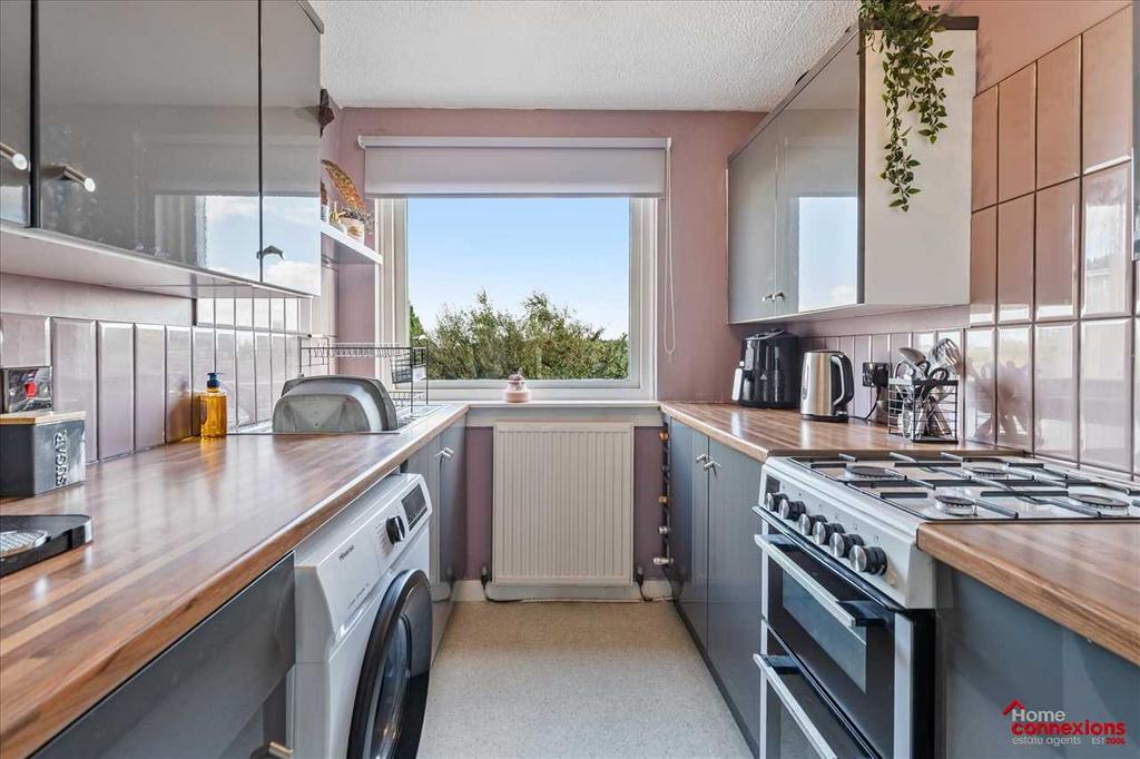 Kitchen (1)