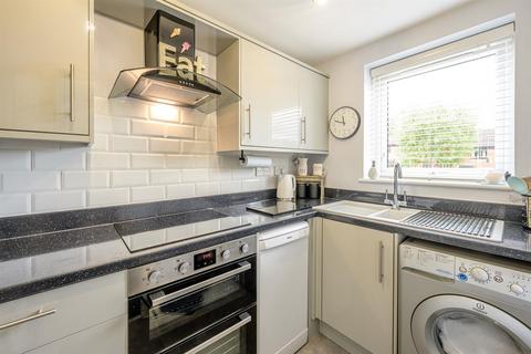 3 Bankside, Wombourne, Wolverhampton, WV5 8BE