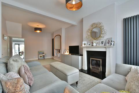 11 Bromley Crescent, Bromley, BR2 0HA