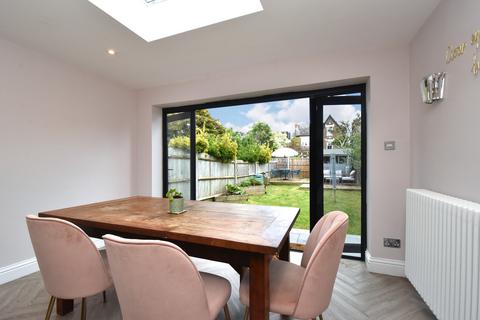 11 Bromley Crescent, Bromley, BR2 0HA