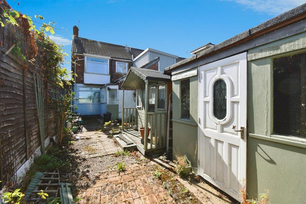 Rear external