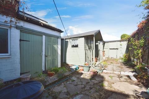 undefined, Hessle Road, Hull