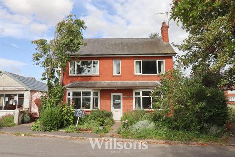 3 bedroom detached house for sale, Hogsthorpe Road, Mumby, Alford