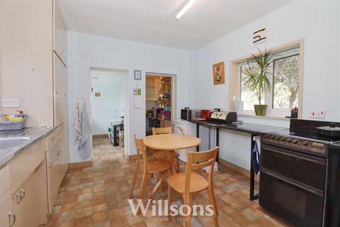 3 bedroom detached house for sale, Hogsthorpe Road, Mumby, Alford