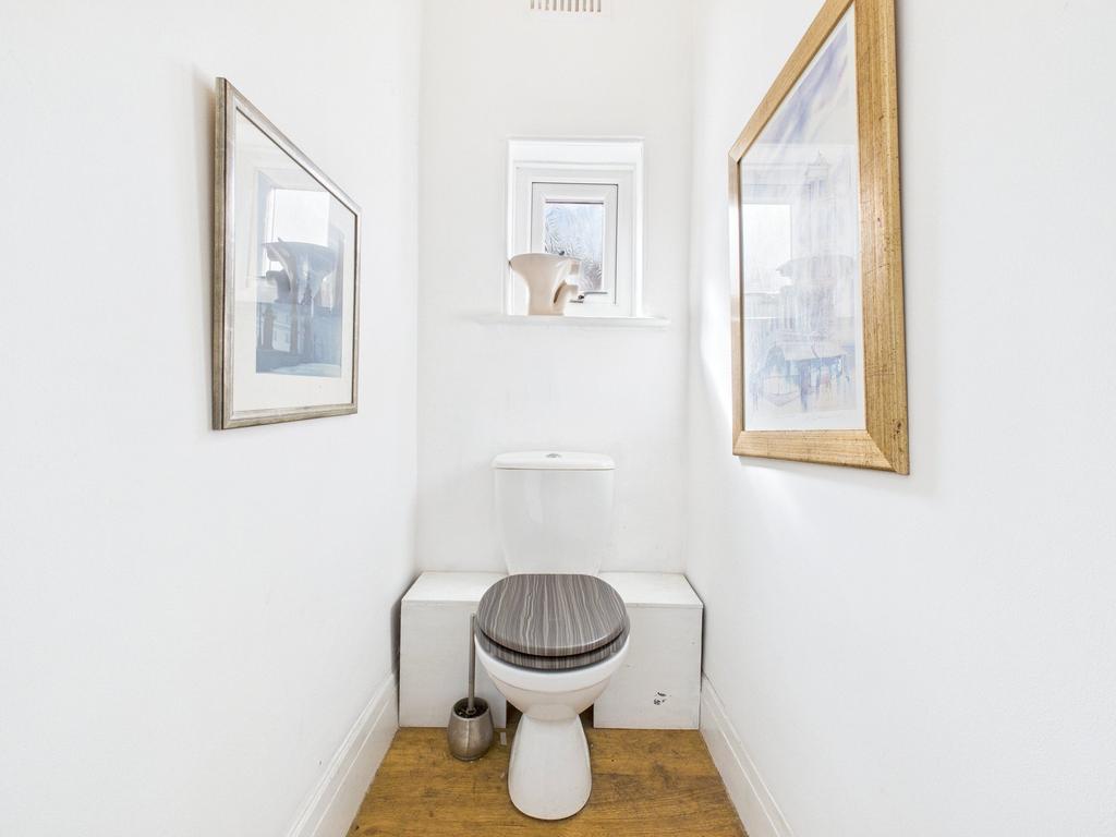 Separate Wc