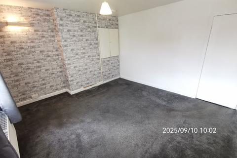 1 bedroom flat to rent, Cleish Place, Dunfermline, KY11