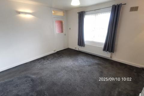 1 bedroom flat to rent, Cleish Place, Dunfermline, KY11