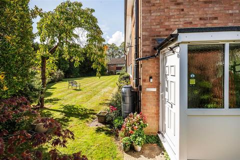 undefined, Master Close, Oxted