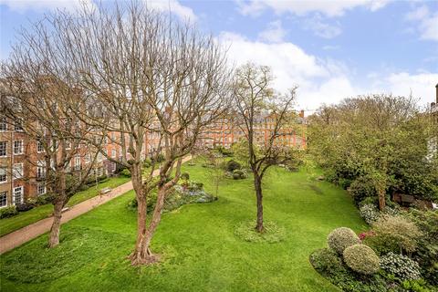 4 bedroom apartment to rent, Coleherne Court, Old Brompton Road, London, SW5