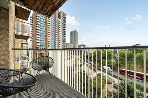 1 bedroom apartment for sale, Harston Walk, London, E3