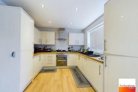 3 bedroom semi-detached house for sale, The Horsehoe, Oldbury