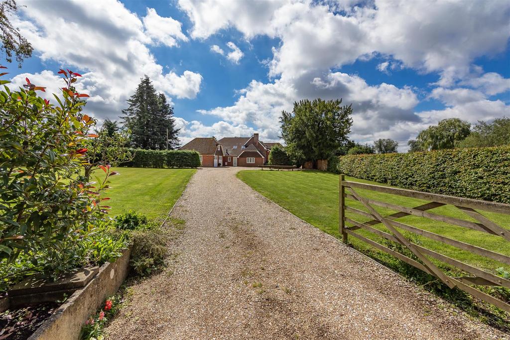 Manor Farmhouse Popham SO21 3 BJ-2 (1).jpg