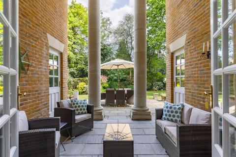 Claridge House Ballencrieff Road, Ascot, SL5 9RA