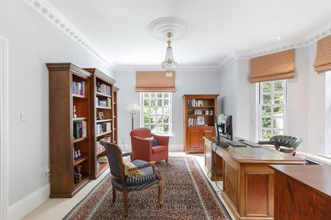 Claridge House Ballencrieff Road, Ascot, SL5 9RA