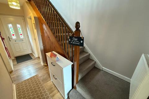 3 bedroom terraced house for sale, Brooklands, Wordsley, DY8 5UW