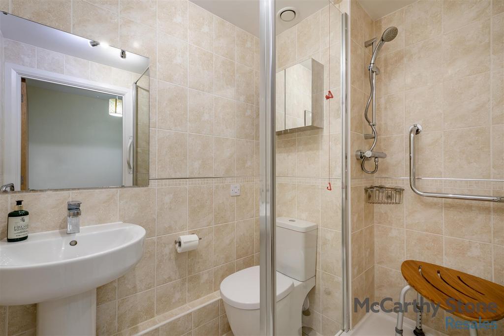 8660478-interior13.jpg